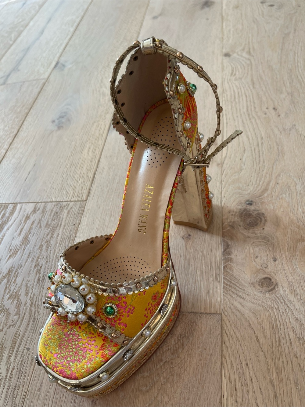 Azalea Wang Jeweled Platform Sandal with Ankle Strap LEFT FOOT SHOE ONLY